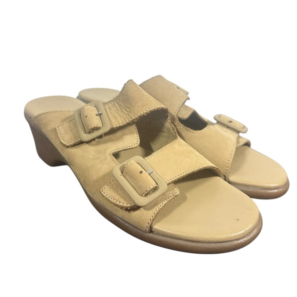Dexter Women’s leather Sandals Size 8 Beige Slip-On Wedge Comfort Buckle Straps